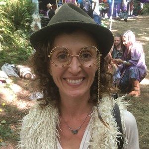 Meet your Posher, Renee